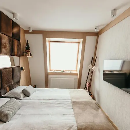 Lena - Olimpijska Kuca