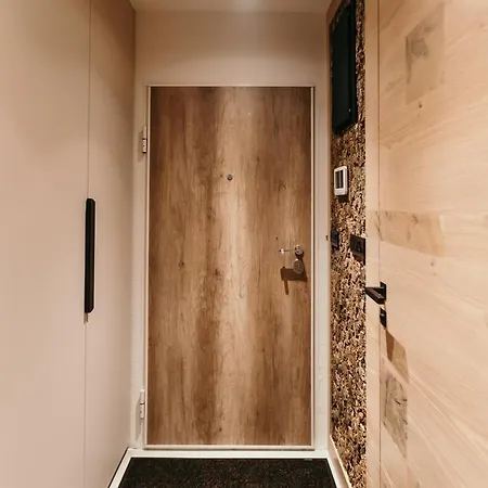 Lena - Olimpijska Kuca